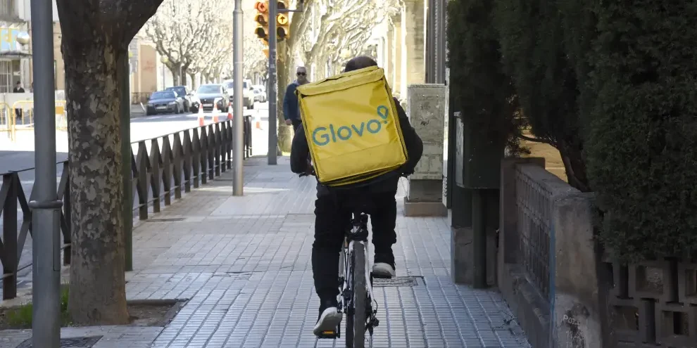 Declarados improcedentes tres despidos de repartidores de Glovo de Zaragoza Declarados improcedentes tres despidos de repartidores de Glovo de Zaragoza